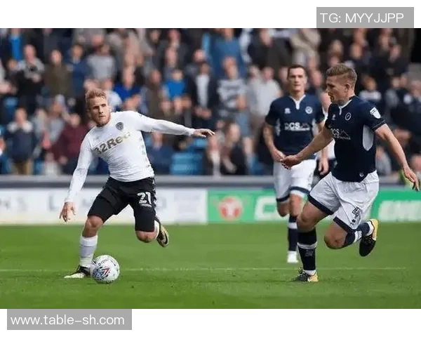 英冠激战巴恩斯利迎战布里斯托尔城双方争夺关键三分之战